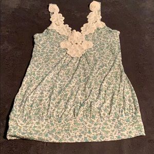 Body Central Floral Detail Tank